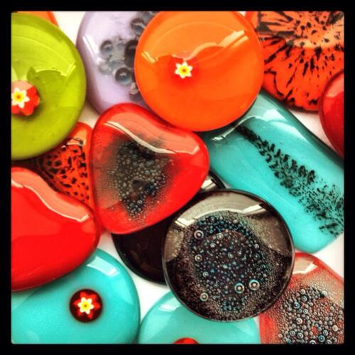 Glass pebbles